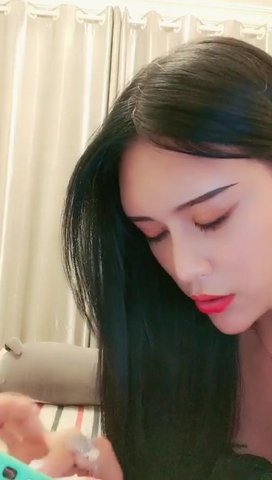 “我钱退给你吧，不要”